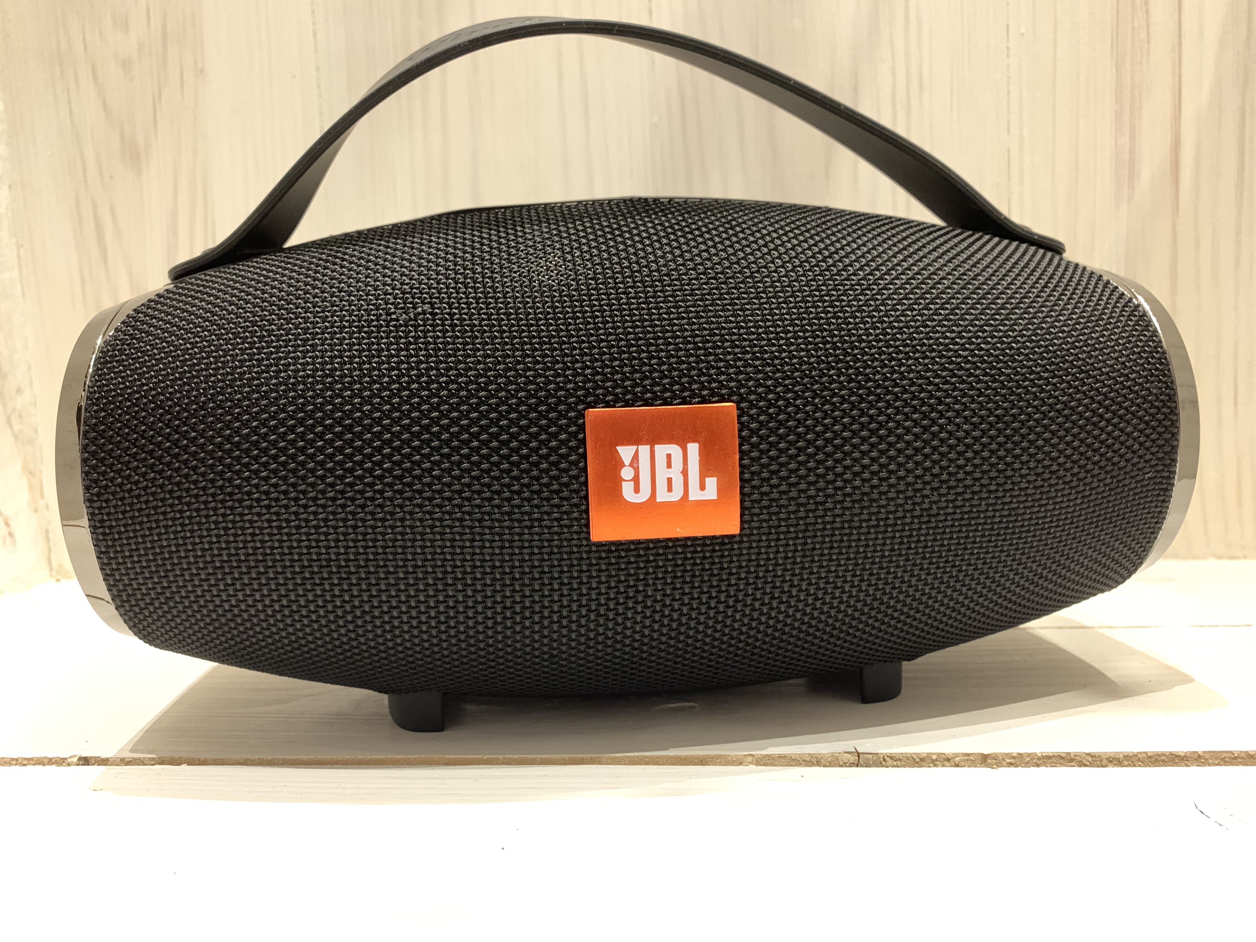 Акустика JBL Big E16